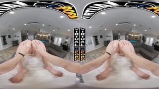 VIRTUAL PORN - Stretching Gia OhMy’s Glutes From Your POV