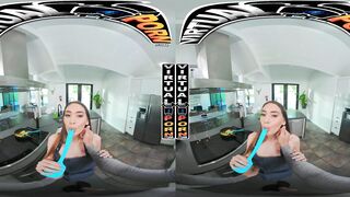 VIRTUAL PORN - Cum Enjoy Some Breakfast With Sera Ryder In VR